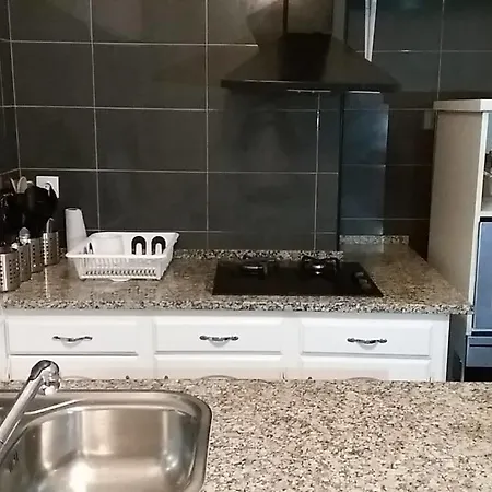 Хостел At Ease *