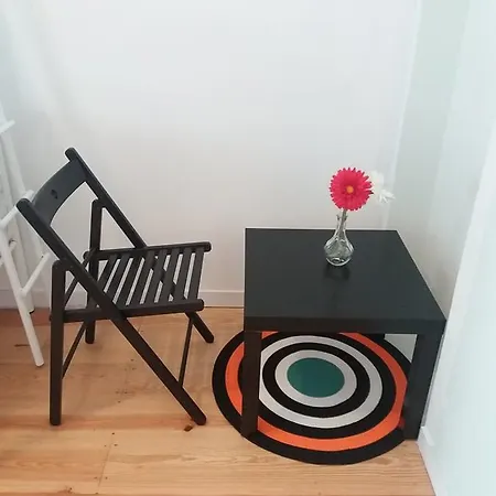 Хостел At Ease *