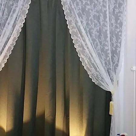 At Ease * Лиссабон