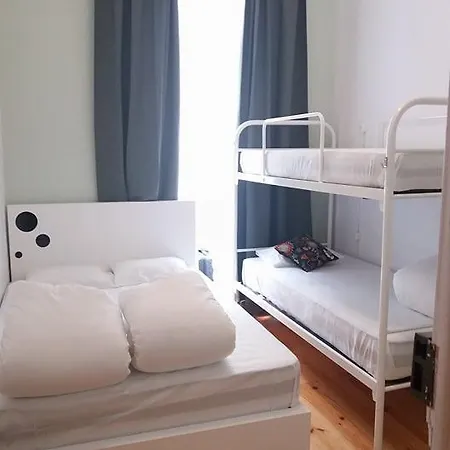 At Ease Hostel Lisbon